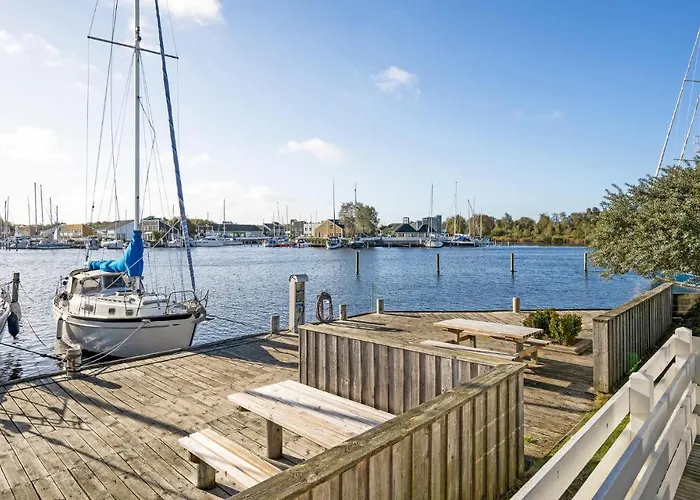 Semesterbostad Muslingen 723